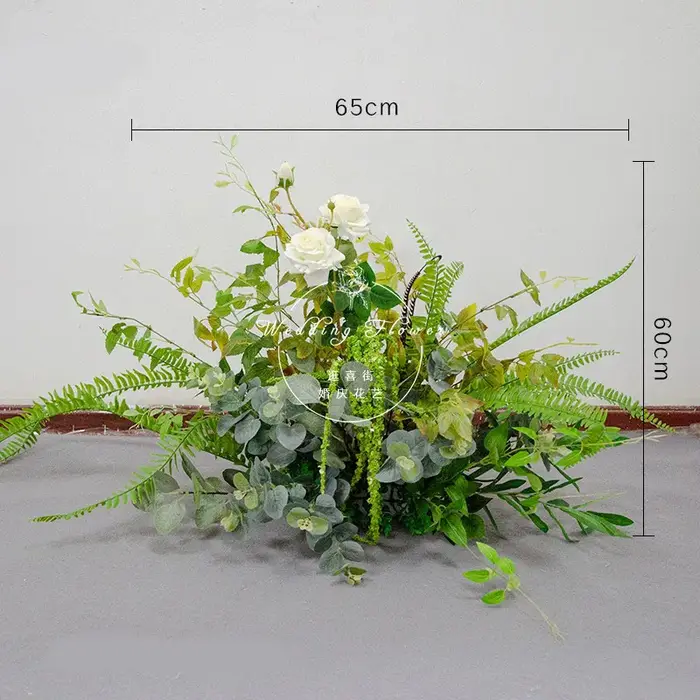 Plantes vertes personnalisées pour décoration d'arche de mariage