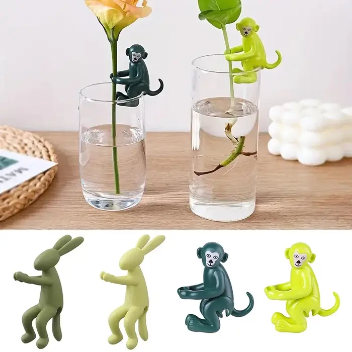 Piquets de plantes lapin singe mignon