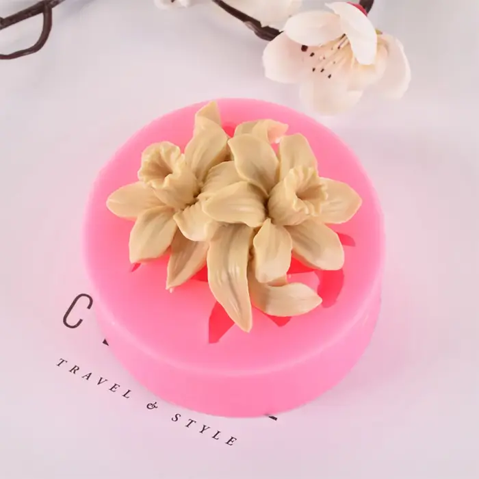 Silicone monde lilas Rose Lily Fondant