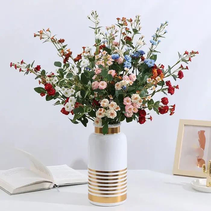 WQNJIN 75 cm bleu haute qualité européenne Mini Roses longue branche fleurs en soie artificielle maison Table pièce maîtresse décor de chambre