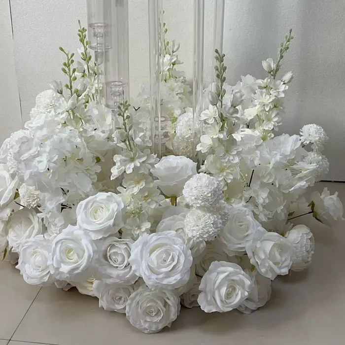 Couronne de roses artificielles en jacinthe blanche
