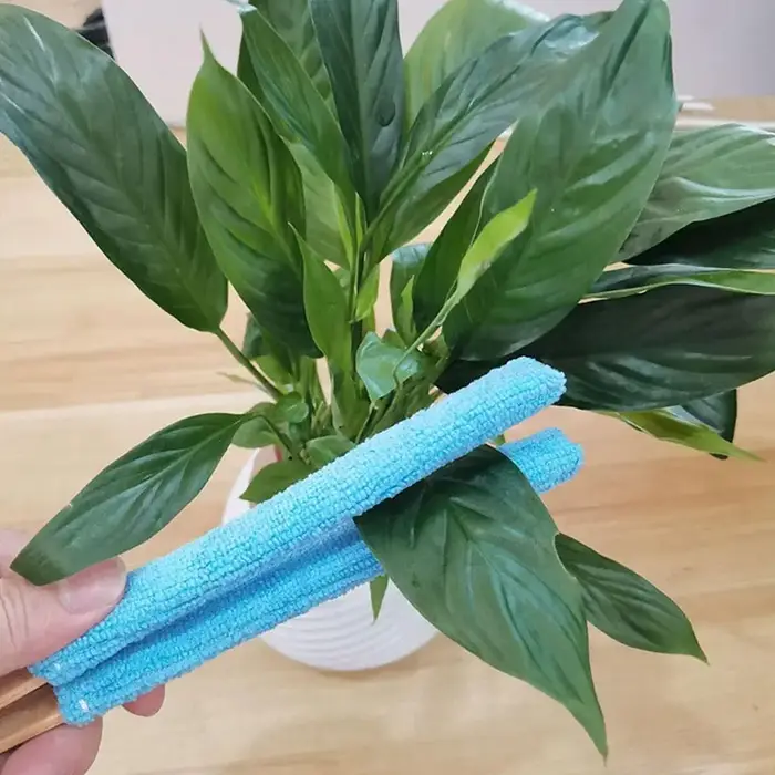 Pince de nettoyage de feuilles de plantes avec manchons en microfibre