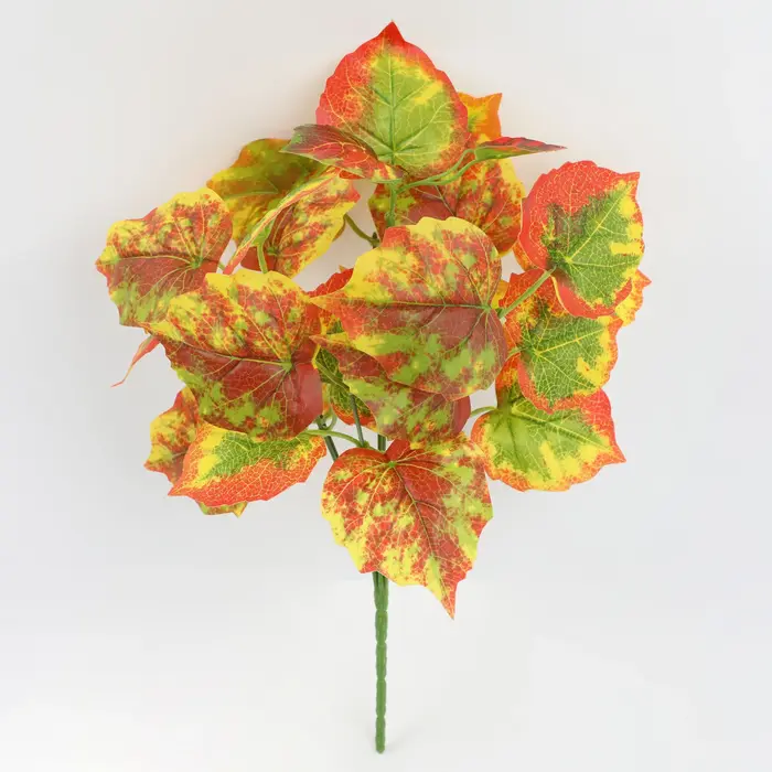 Plusieurs plantes vertes simulées