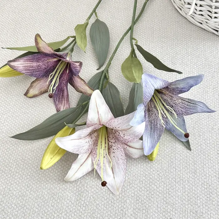 Bouquet de Lys Artificiel de 18cm de Diamètre