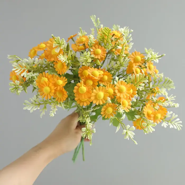 Bouquet de marguerites artificielles pour décoration de maison