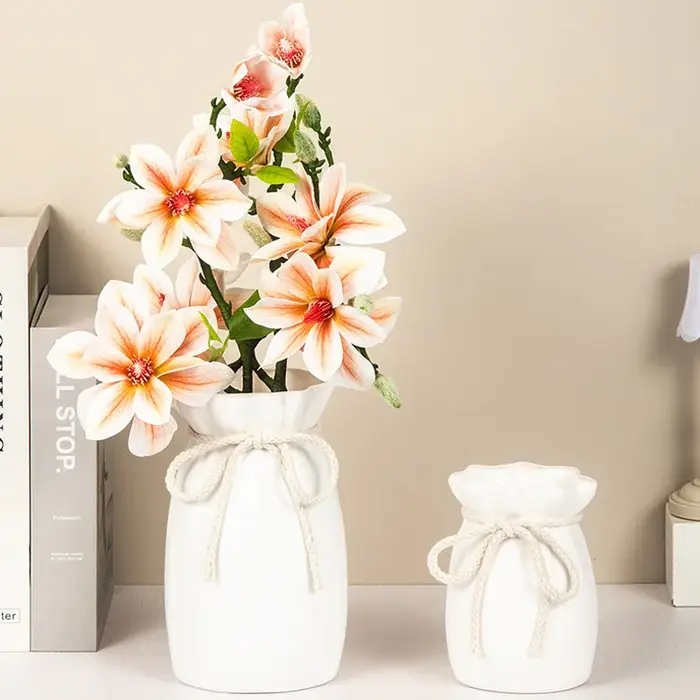 Vase à fleurs en plastique Design avec nœud