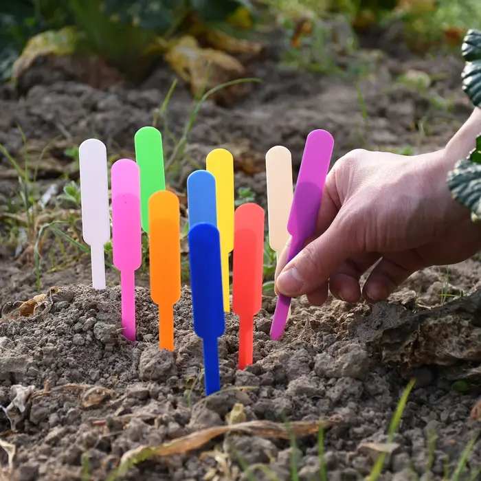 Étiquettes de plantes imperméables