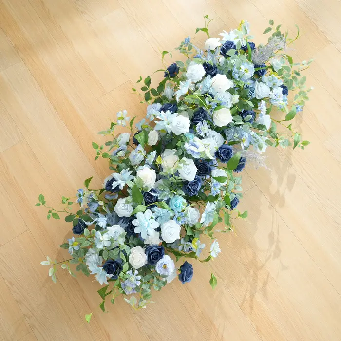 CHUXIN C9076 Guirlande de fleurs artificielles roses bleues et feuilles vertes pour arrangements de mariage