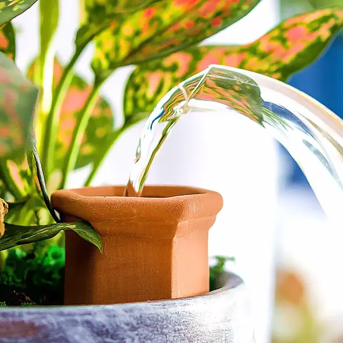 1 pièce – Dispositif d'arrosage automatique pour plantes, pics d'arrosage en argile, système d'arrosage automatique en forme de cône pour pot de fleurs