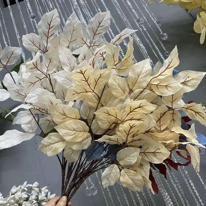 Plantes d'automne en soie