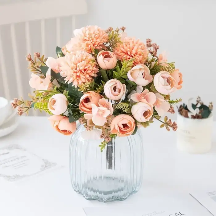 Fleurs artificielles moins chères thé Rose bourgeons bricolage boîte à bonbons Vase décor de chambre à la maison guirlande de saint valentin Bouquet de mariage hortensia en soie