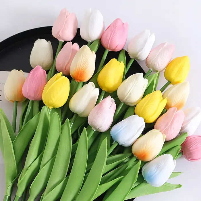 Bouquet de tulipes artificielles au toucher réel