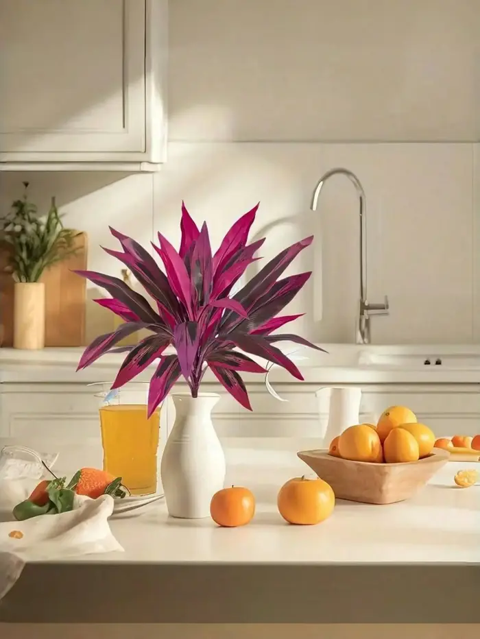 Plante banane artificielle violette et rouge vibrante