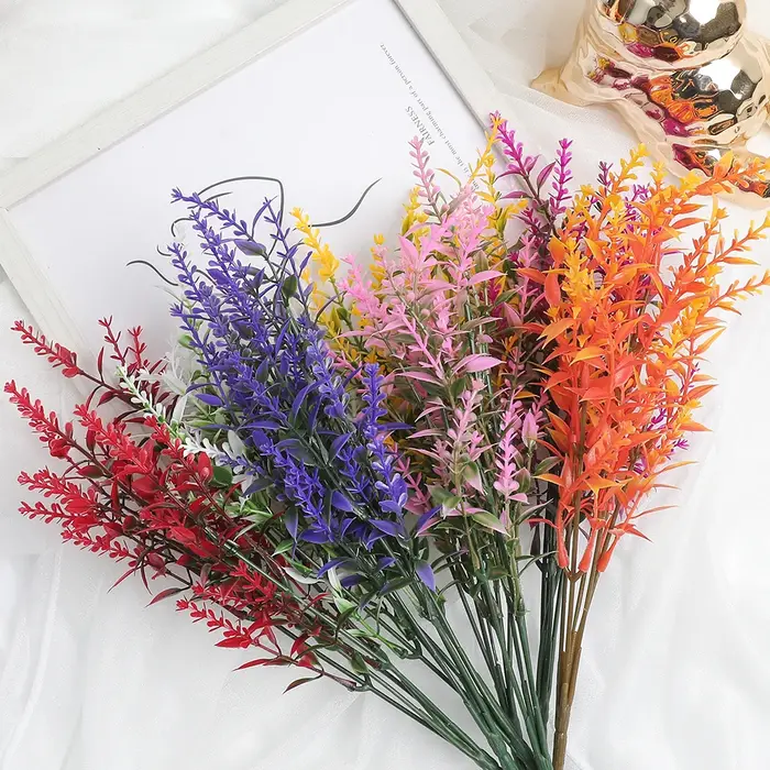 Fleur artificielle en plastique lavande