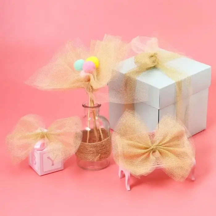 Rouleau de ruban en Tulle scintillant