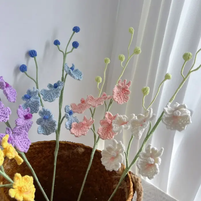 Orchidée dansante en crochet
