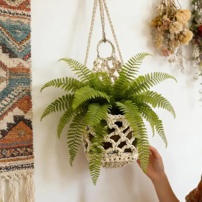 Support de plante en macramé
