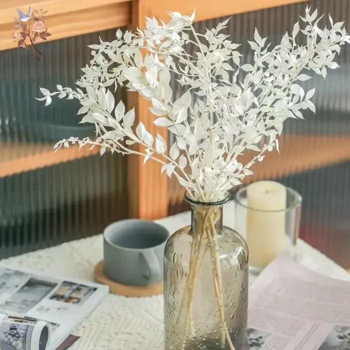 Bouquet de 50g de feuilles d'eucalyptus Ruscus artificielles séchées, décoration pour la maison et le jardin, plantes préservées, tiges de branches, arrangement de mariage