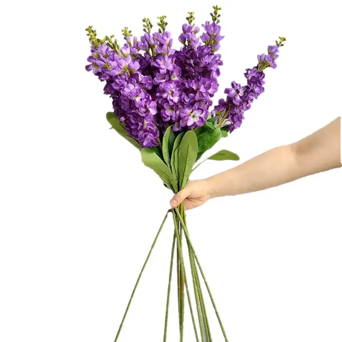 Gillyflower, une fleur artificielle