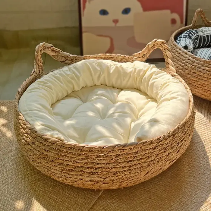 Nid de chat tissé à la main de vigne pure
