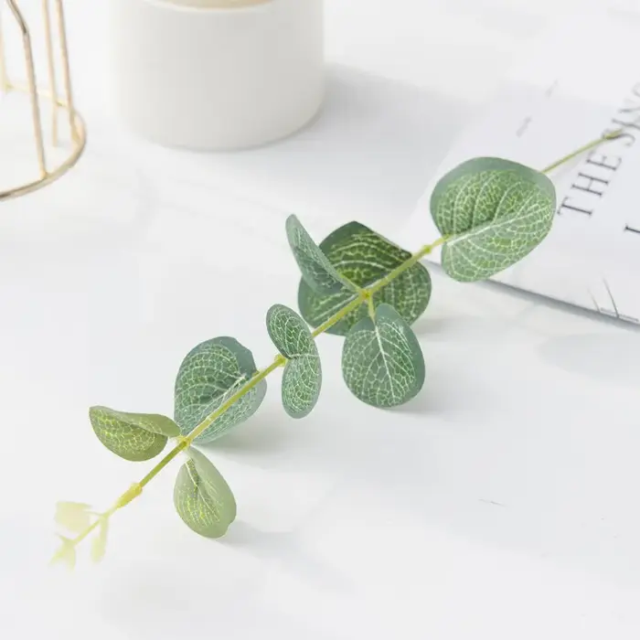Plantes artificielles en soie, feuille d'eucalyptus, décoration de couronne de noël, jardin extérieu