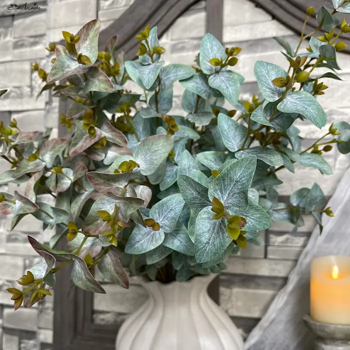 Plantes artificielles d'eucalyptus pour la décoration intérieure