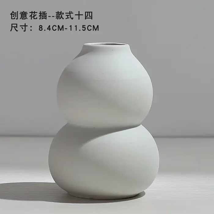 Vase en céramique, Arrangement de fleurs séchées