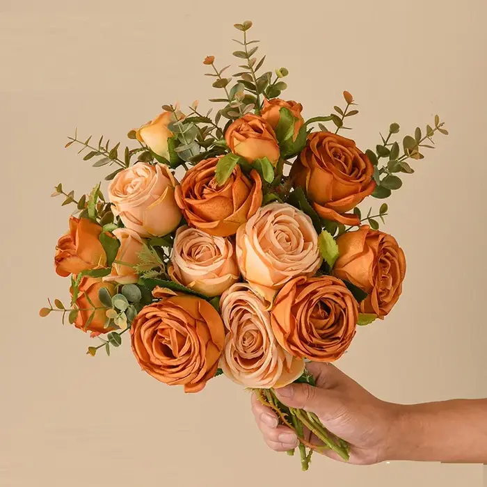 Rose artificielle en soie