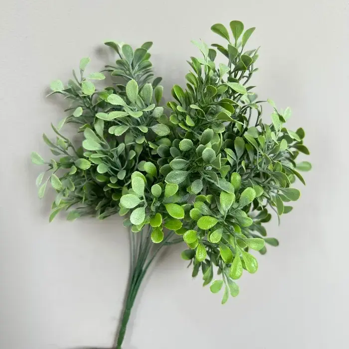 8 pièces de plantes artificielles en plastique