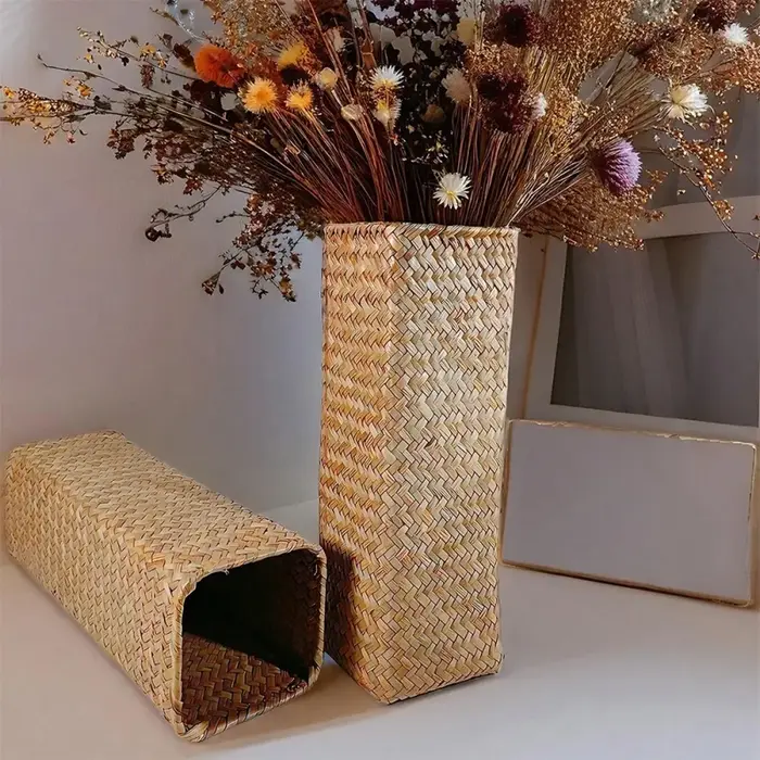 Vase à fleurs tissé à la main