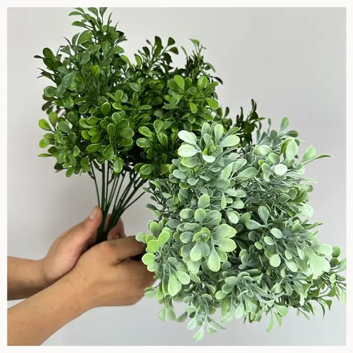 8 pièces de bouquets d'eucalyptus artificiels en plastique
