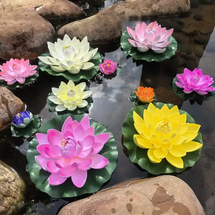Fleurs de lotus artificielles flottantes décoratives avec feuilles