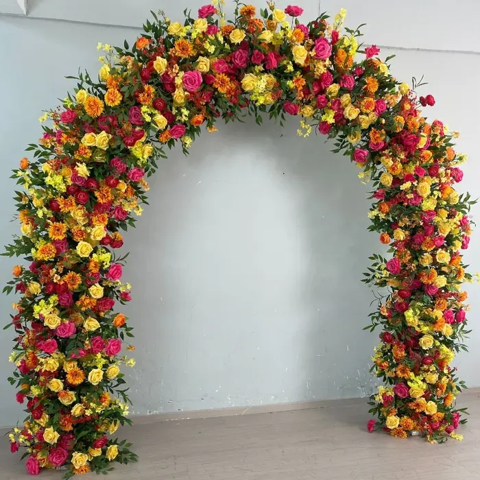 Arche de fleurs artificielles orange