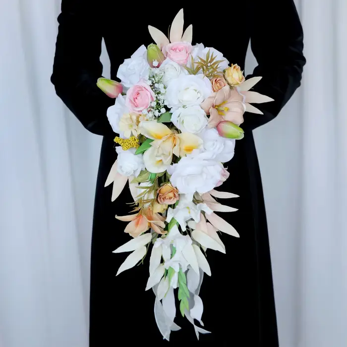 Yannew Boho-Bouquet de roses artificielles en cascade