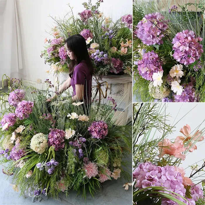 Hydrangée violette, plantes vertes, feuilles, fleurs au sol, décoration de fond de mariage, rangée de fleurs, arrangement, accessoires pour événements et banquets, vitrine.