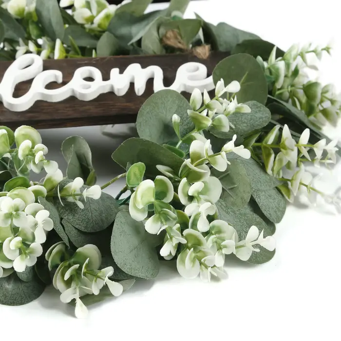 Couronne d'eucalyptus artificielle de 13 pouces