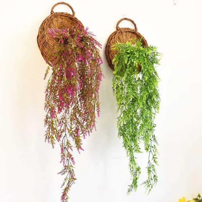 Jardinière de fleurs en rotin et osier faite à la main