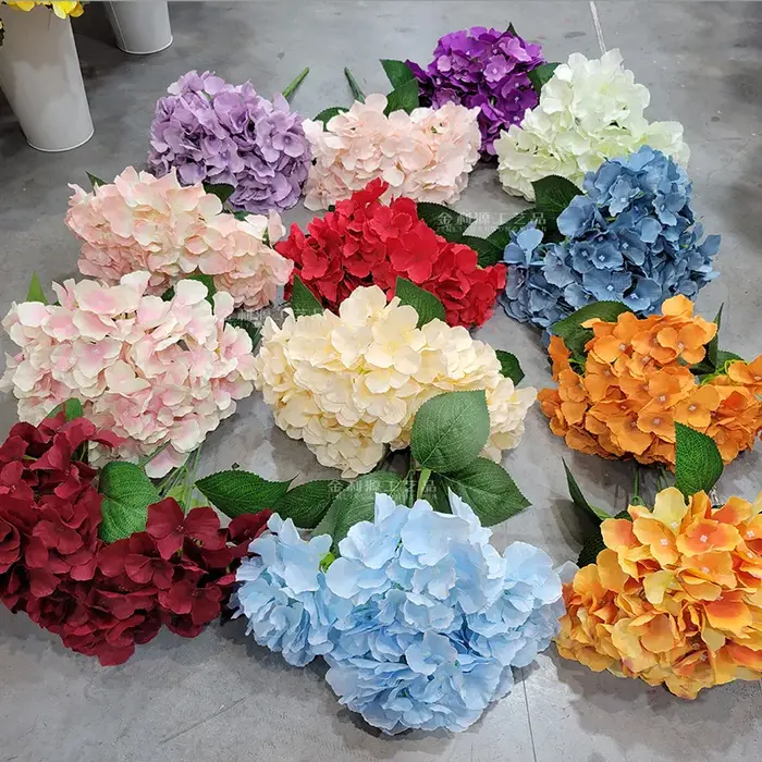 Un bouquet d'hortensia artificiel fleur 5 fourchettes 135 pétales soie Hortensia