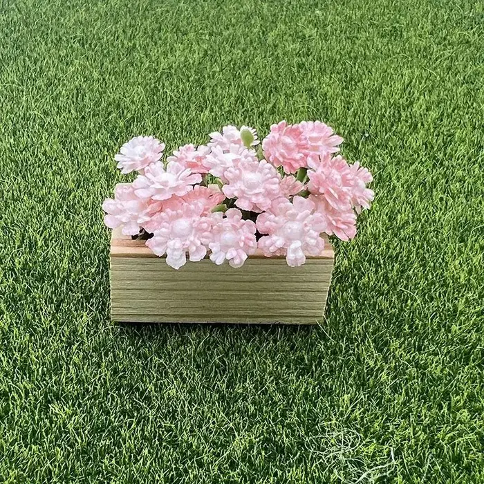 Fleur artificielle miniature en pot dans une boîte en bois, plante réaliste pour la décoration de bu