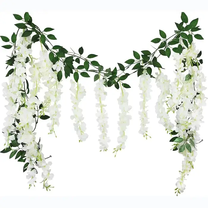 Guirlande de fleurs suspendues de glycine blanche
