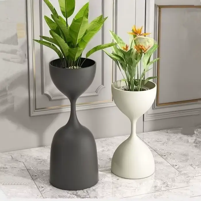 Étagères à plantes nordiques