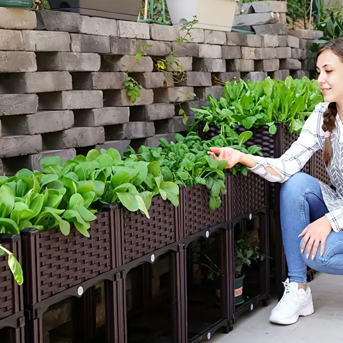Bac de plantation en plastique avec trous de drainage