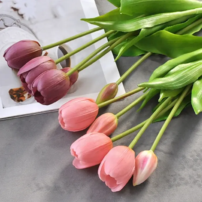 Bouquets de tulipes en caoutchouc souple Él