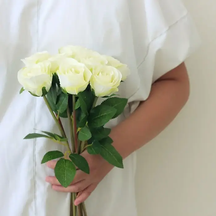 8 têtes de roses artificielles