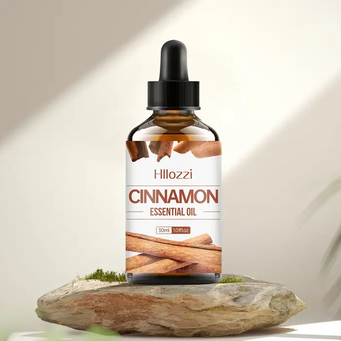 L'huile essentielle de cannelle peut être utilisée dans les soins de la peau, dans les diffuseurs d'