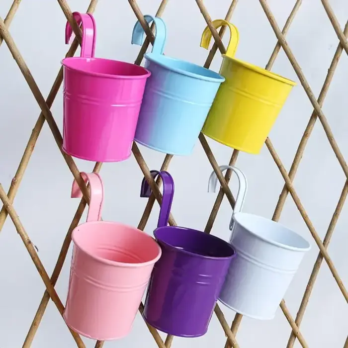 Pot de fleurs suspendu en fer pour balcon avec crochet amovible