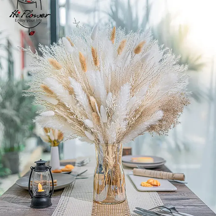 Bouquet de Fleurs vaccées en Queue de Lapin pour Décoration de Table