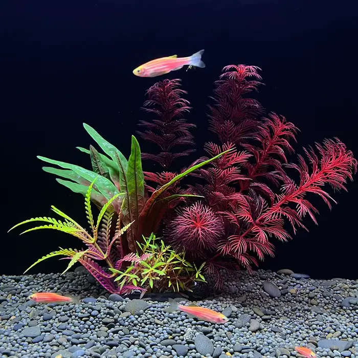 Plantes artificielles de décoration d'aquarium