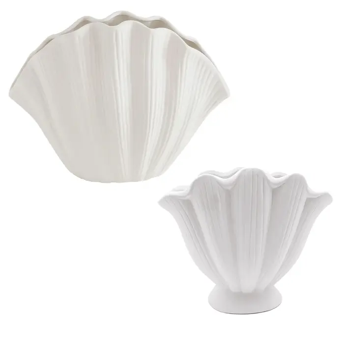 Vase en céramique coquillage