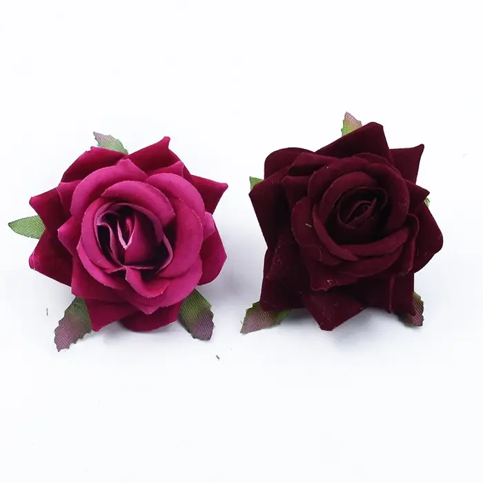 Fleurs artificielles en velours